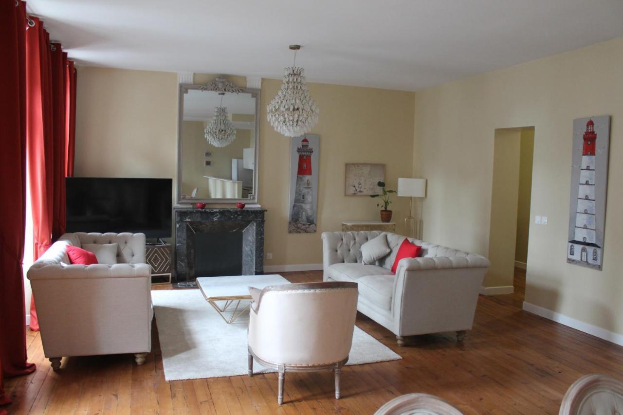 Duc De Bretagne Luxury Apparthotel モルレー エクステリア 写真